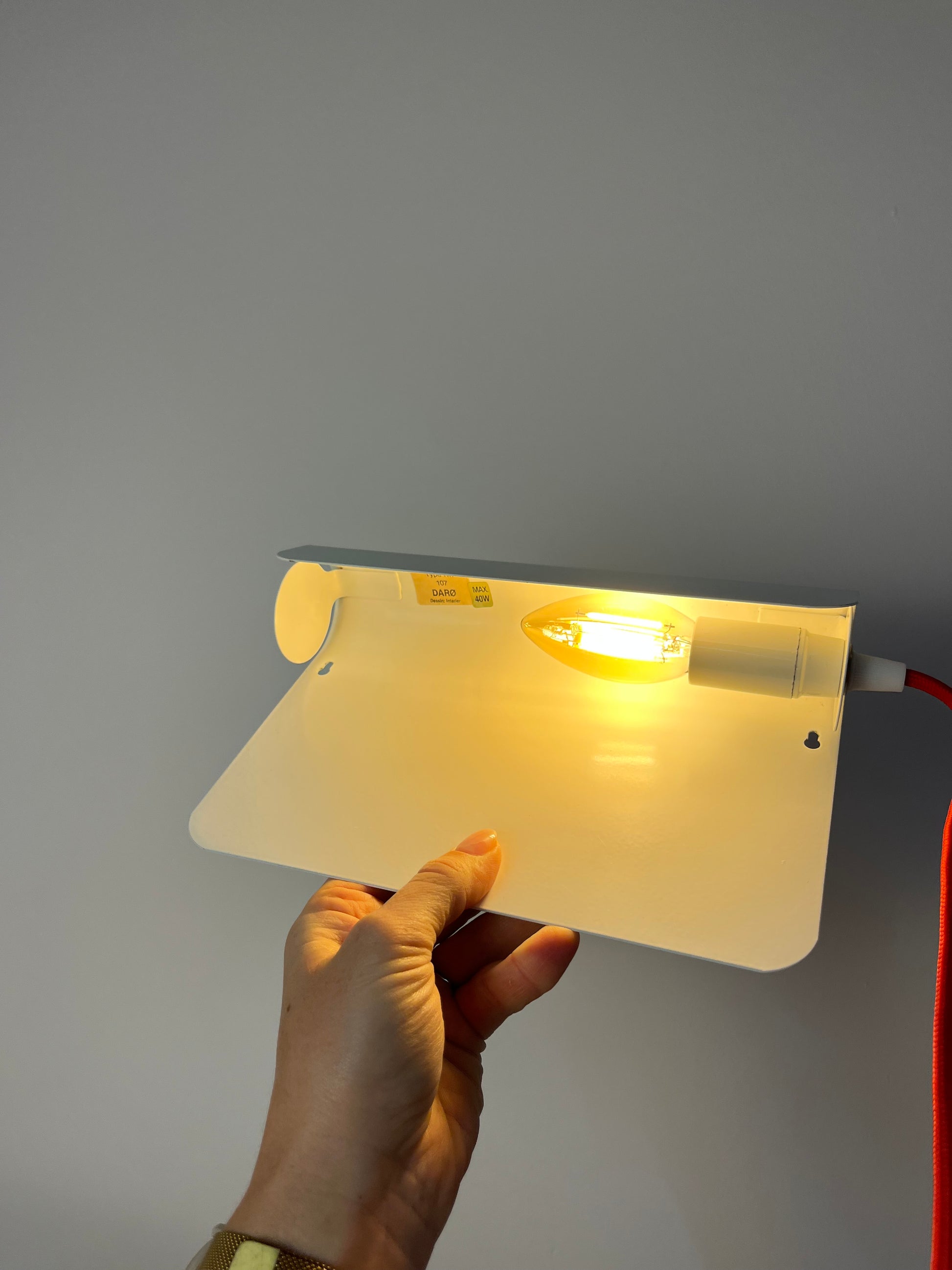 Wandlampe Typ 107 weiß von Darø