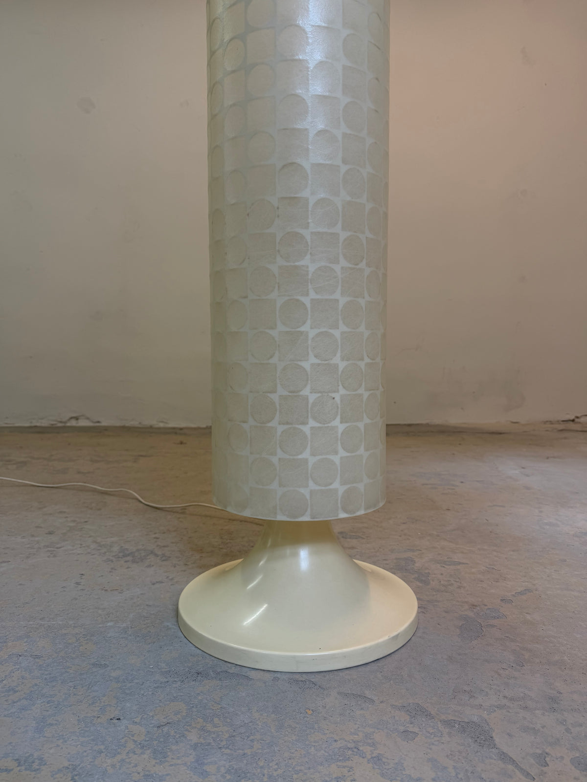 Cocoon-Stehlampe von Goldkant Leuchten