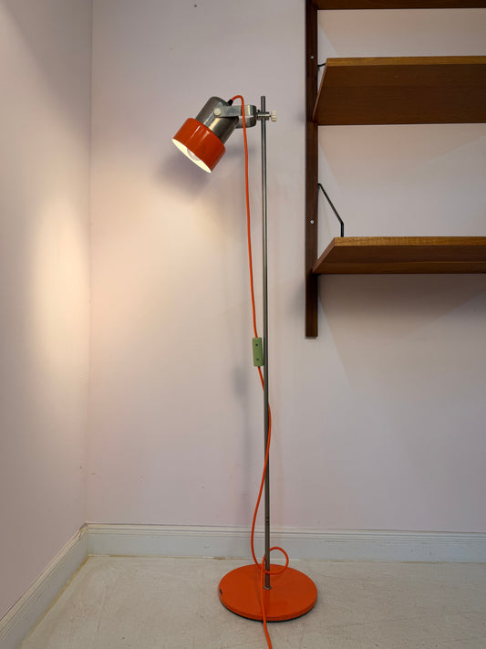 Stehlampe orange Chrom von AKA Werke