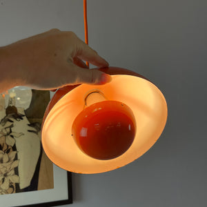 Hängelampe Flowerpot VP1 orange Emaille von Verner Panton für Louis Poulsen