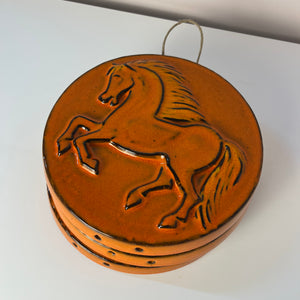 Set: Relief Wandteller Igel Pferd Fisch orange Keramik