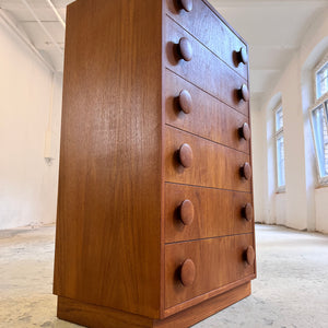 Kommode Teak mit runden Griffen aus Dänemark