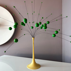 Kinetische Kugelbaum Skulptur Atome creme grün