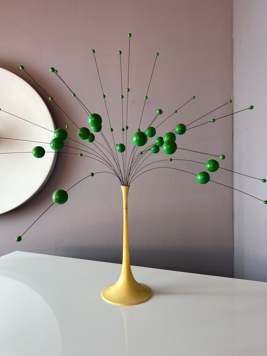 Kinetische Kugelbaum Skulptur Atome creme grün