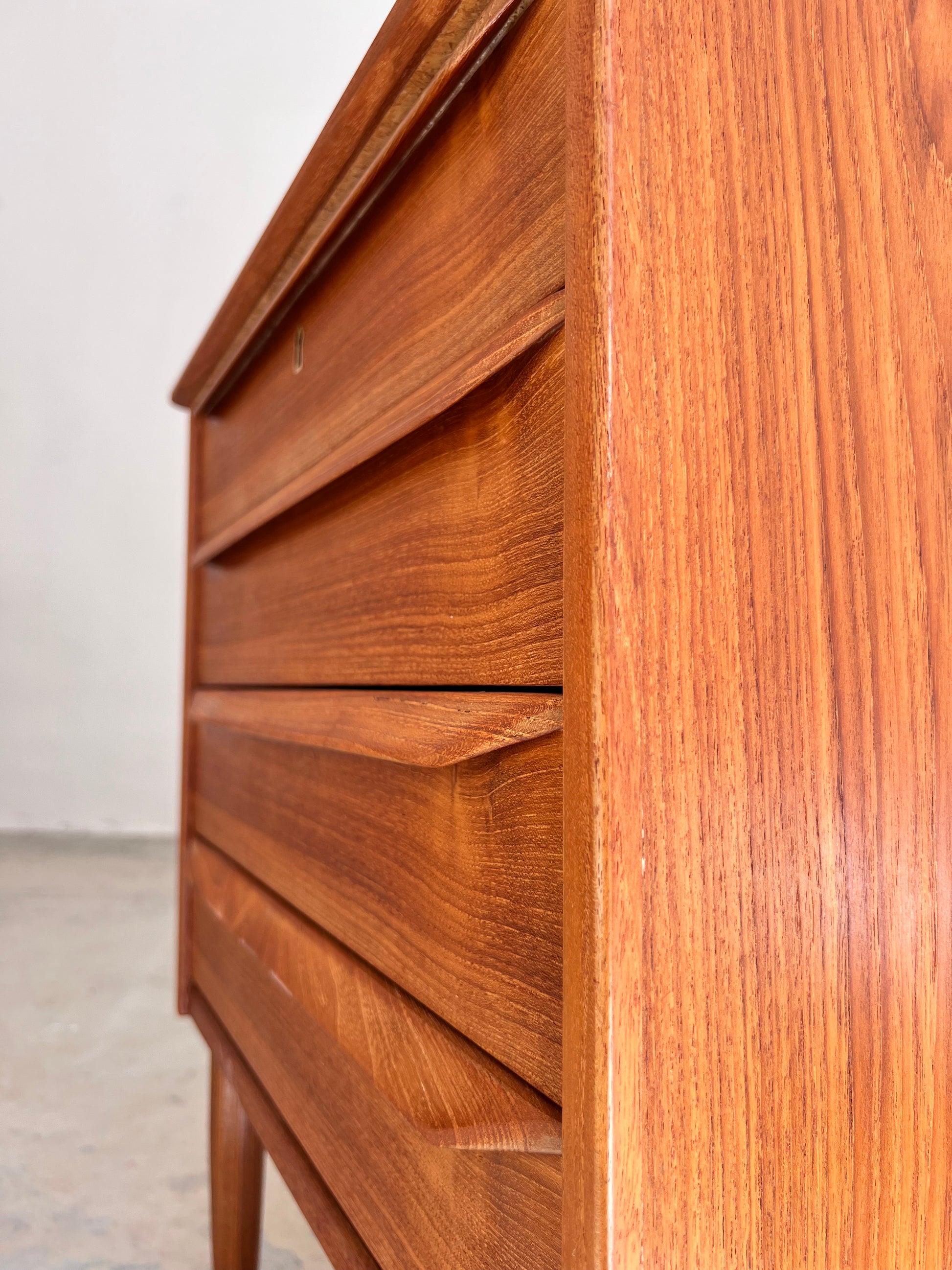 Kommode No. 80 Teak von Egon Tachjelm für Odder
