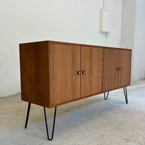 Sideboard Teak mit Flügeltüren & Messinggriffen