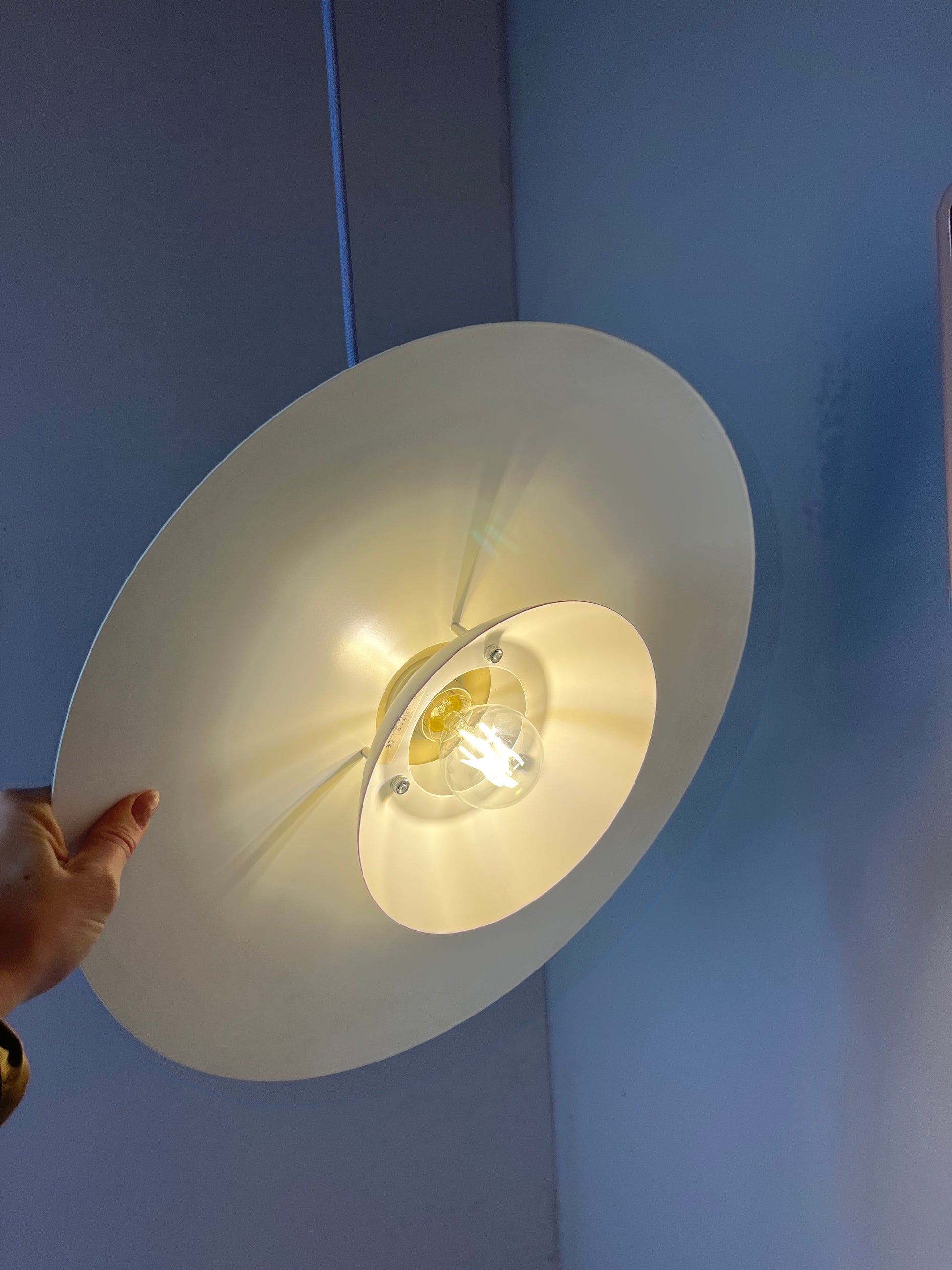 Lamellenlampe weiß silber von Design Light