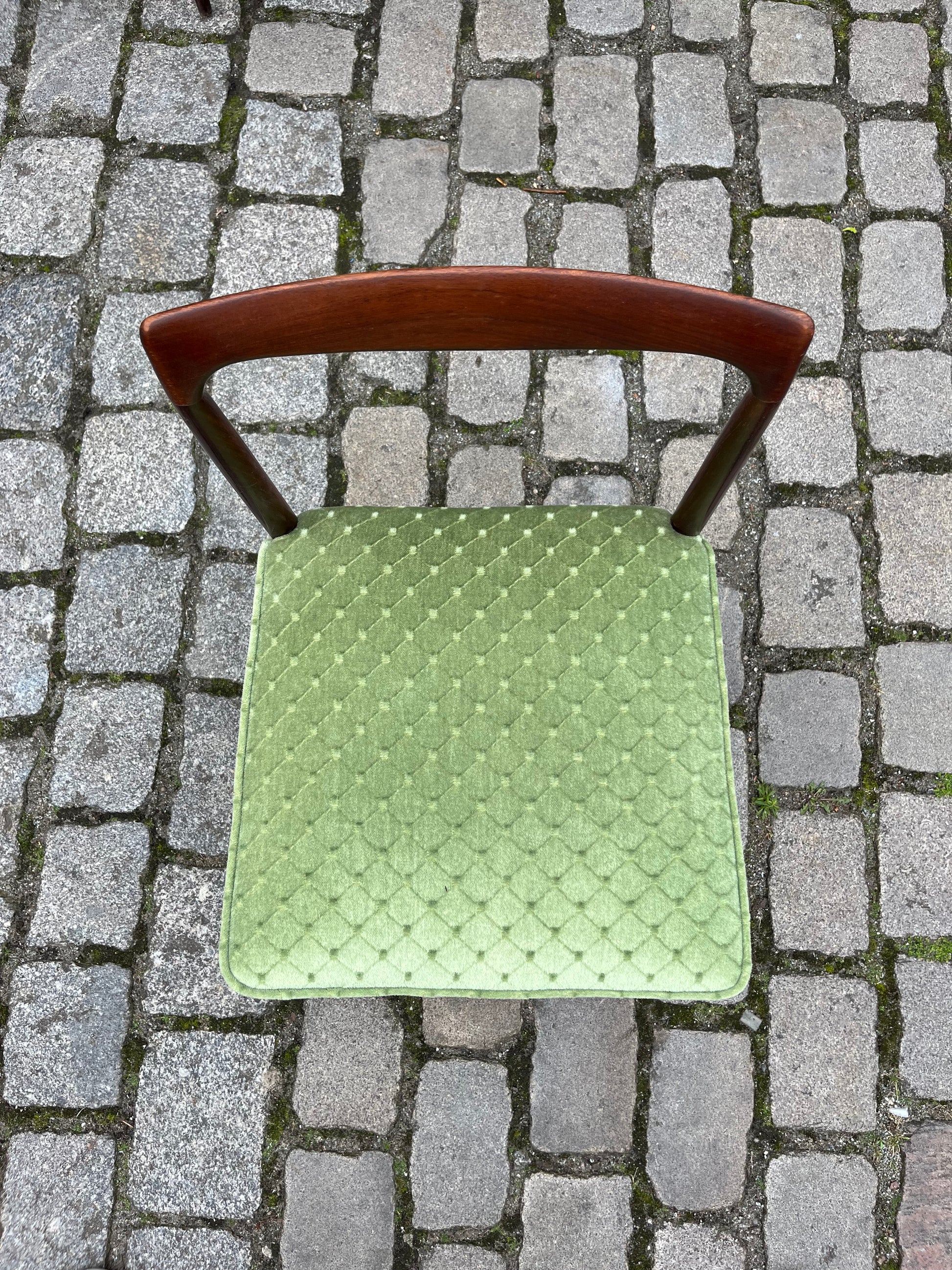 Set: 4x Polsterstuhl grün Palisander