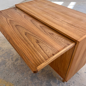 Schrank mit Auszug von Hellerau