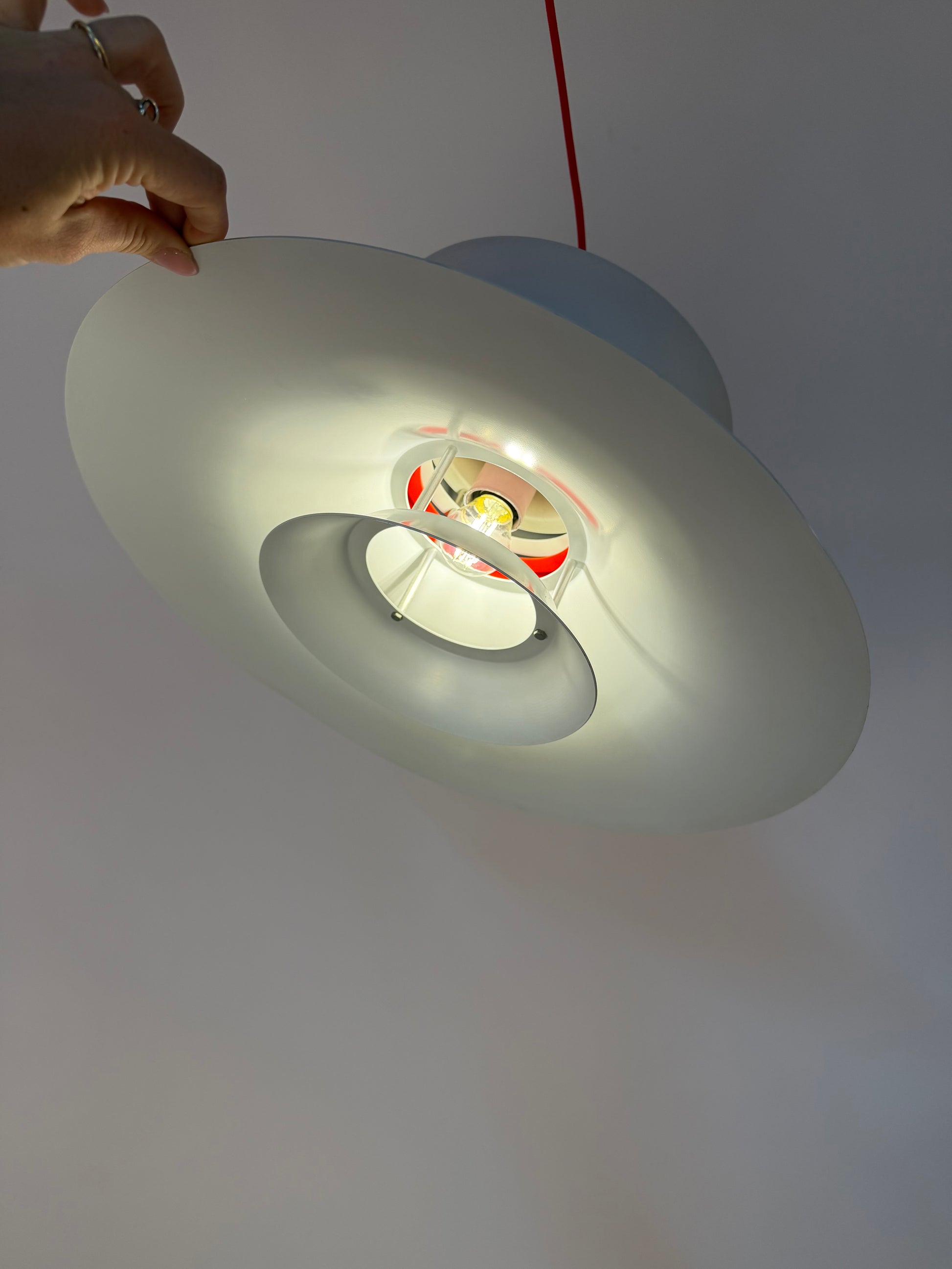 Lamellenlampe weiß schwarz von Bent Nordsted für Lyskaer Belysning