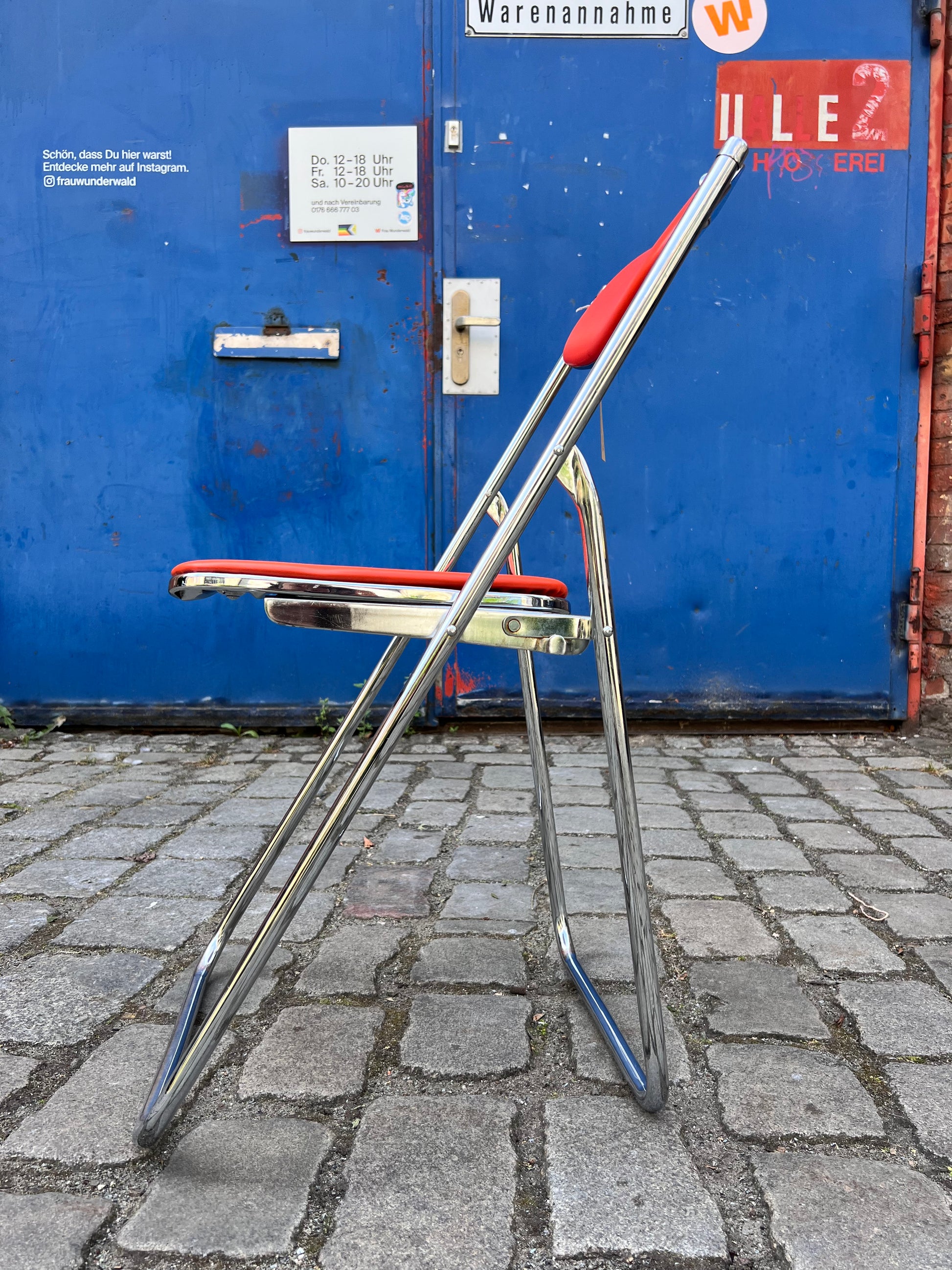 Klappstuhl rot Chrom von Camel Steel Products