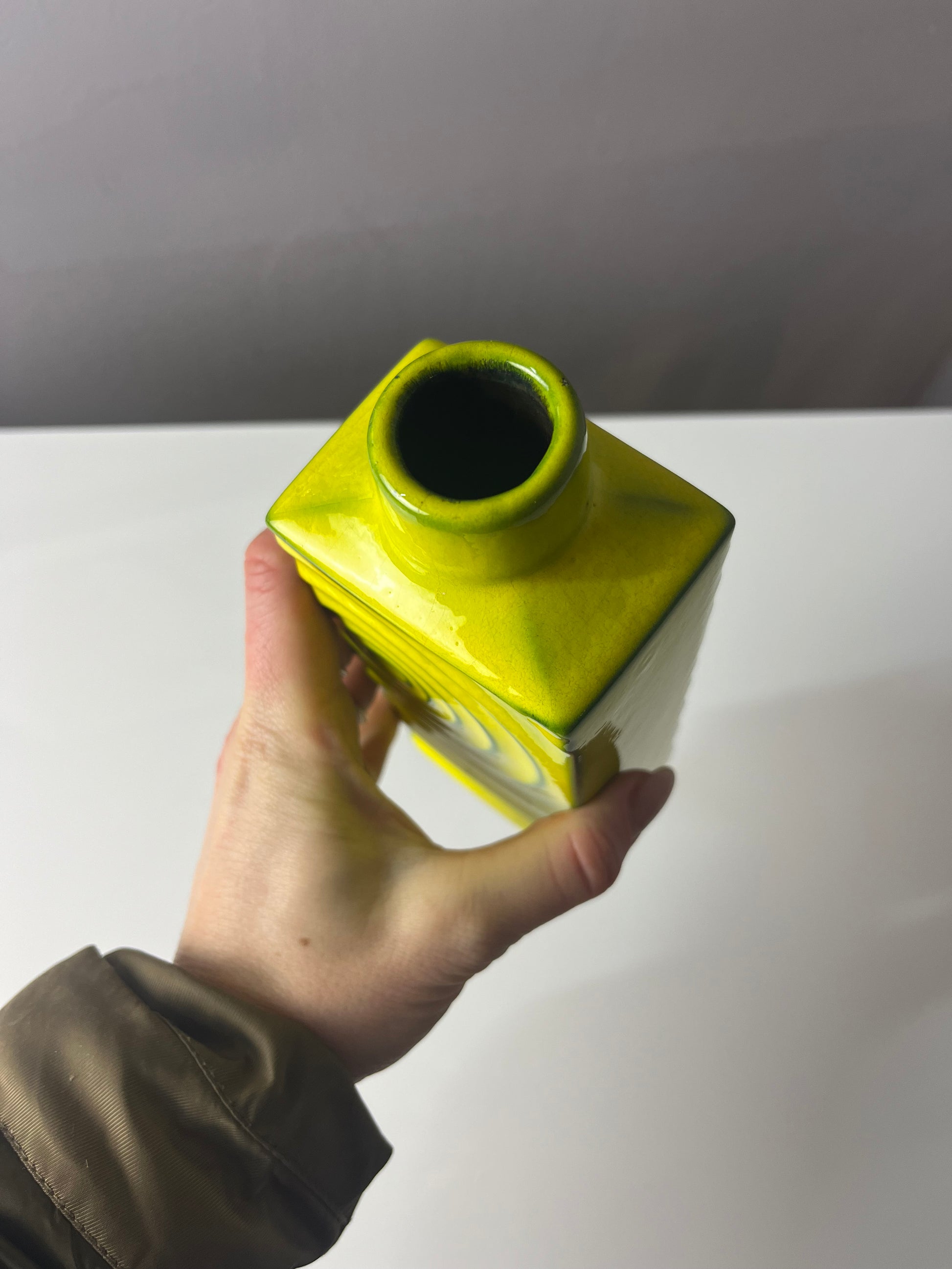 Vase Zyklon 213/20 grün von Cari Zalloni für Steuler