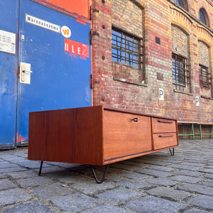 Lowboard Teak auf Hairpinlegs von rt Möbel