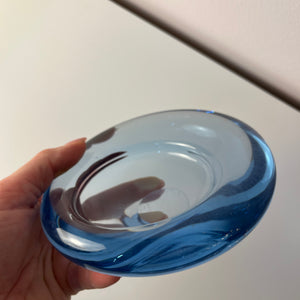 Schale hellblau Glas von Per Lütken von Holmegaard