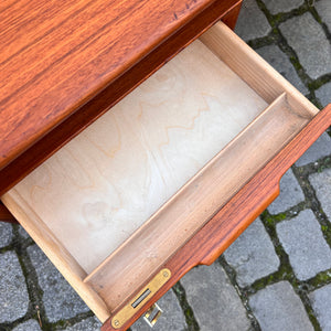 Freistehender Schreibtisch Modell 75 Teak von Gunni Omann für Omann Jun