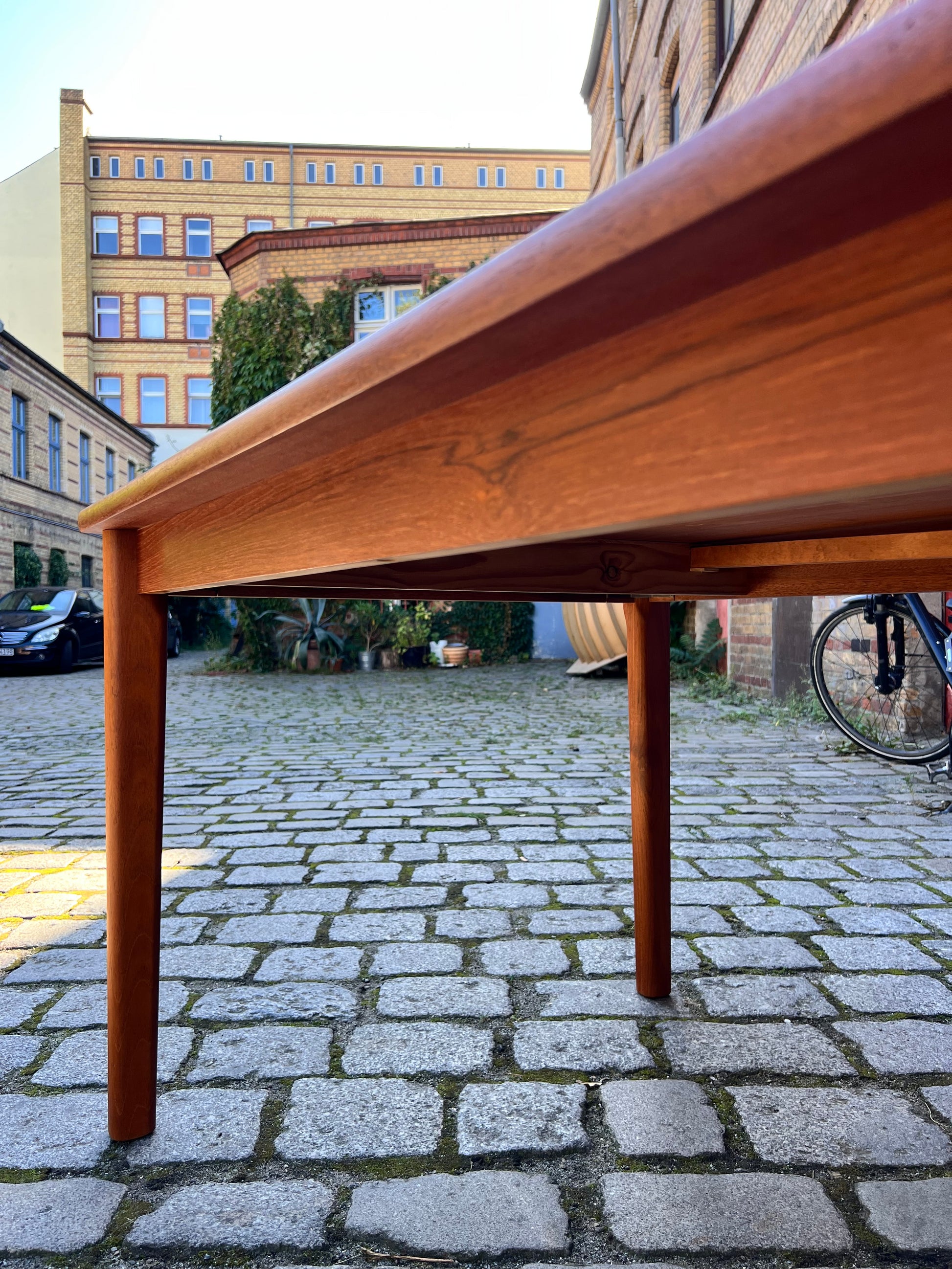 Esstisch Teak Vollholz mit eingehängter Platte