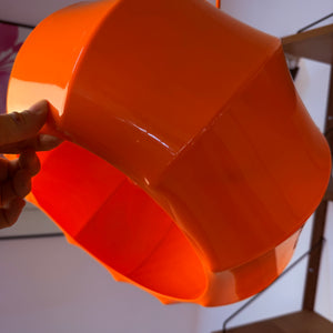 Hängelampe orange mit orangem Kabel von Ilka Plast