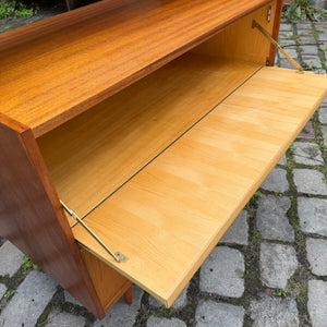 Schrank mit Klappfächern & Vitrine von VEB Möbelindustrie Halle