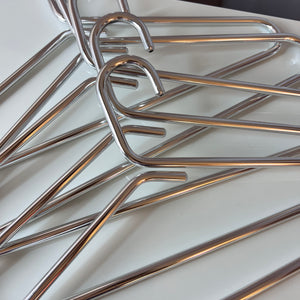 Set: 5x Kleiderbügel Metall 80er