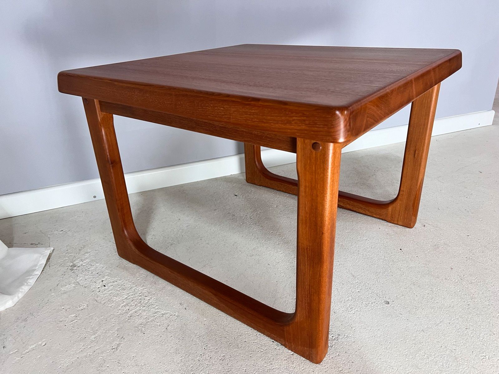 Couchtisch Teak von Niels Bach