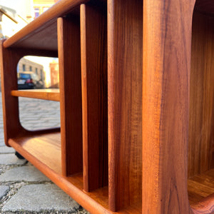 Rollwagen für Schallplatten Teak aus Dänemark