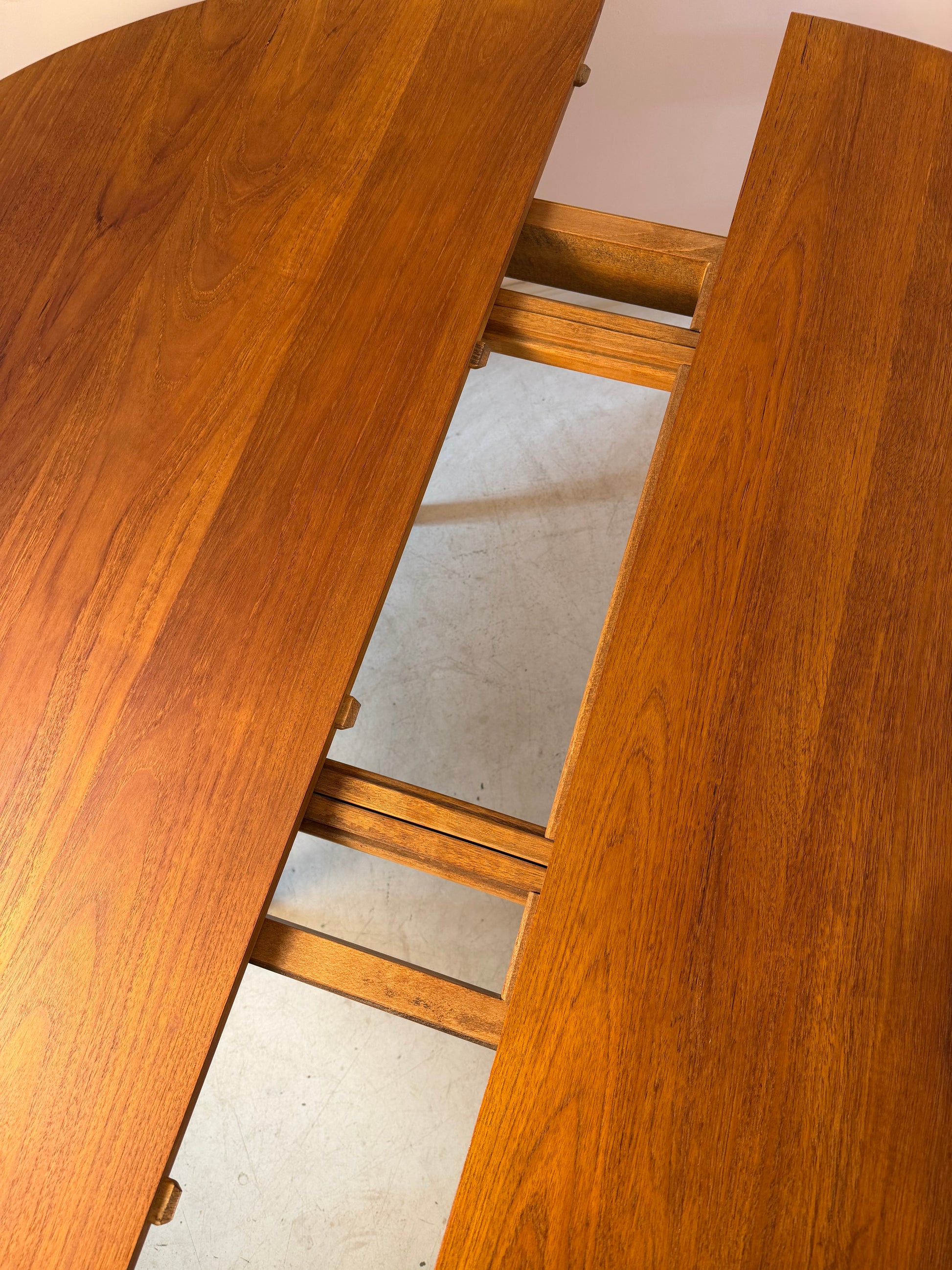 Runder Esstisch Modell 311 Teak von Peter Hvidt & Orla Mølgaard-Nielsen für Søborg Møbelfabrik