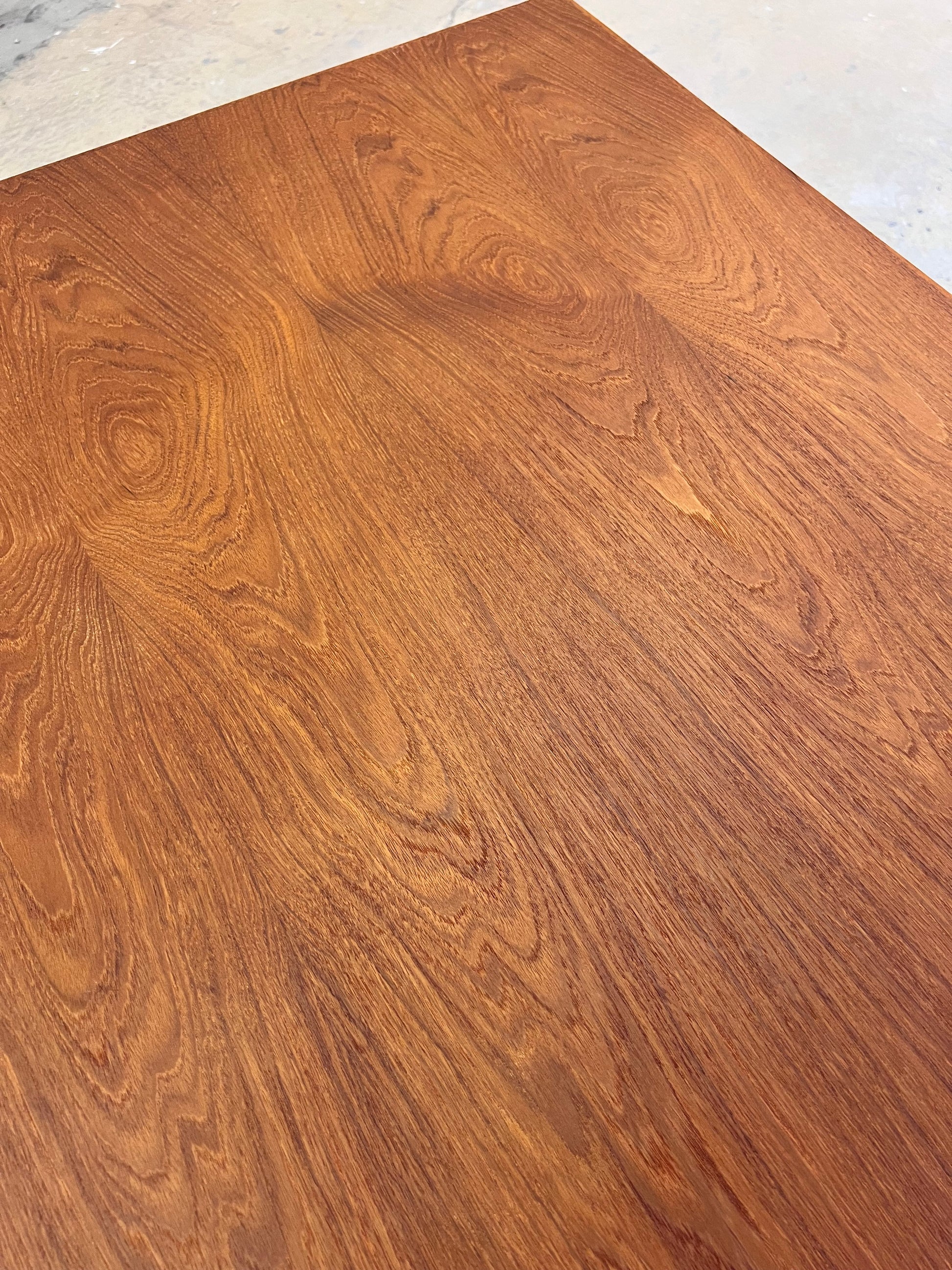Kleiner ausziehbarer Esstisch Teak aus Dänemark