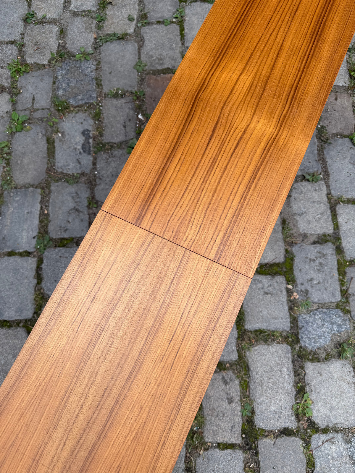 Sideboard Teak mit Vitrine & neuen Chromfüßen