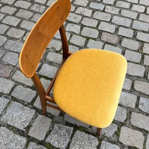 Polsterstuhl gelb Samt Teak