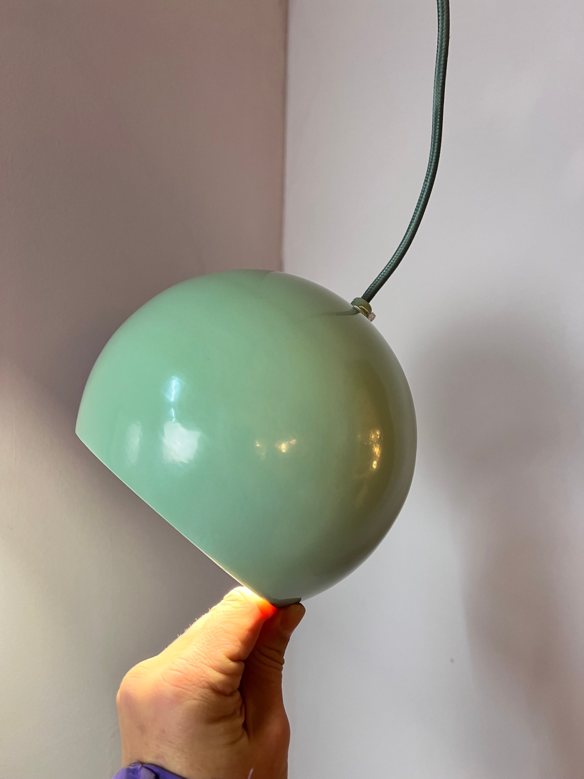 Kugellampe mint aus Dänemark