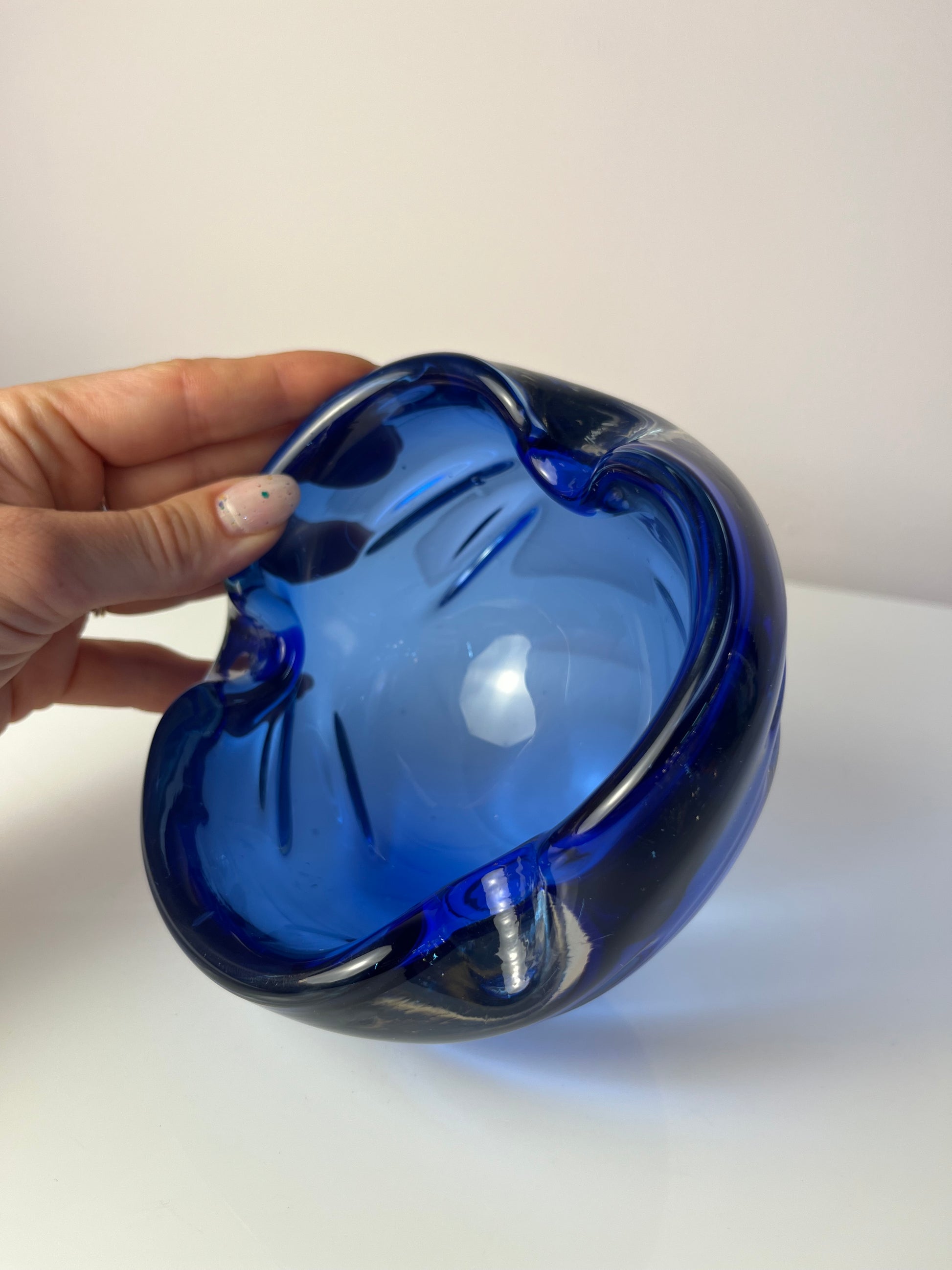 Aschenbecher blau Glas
