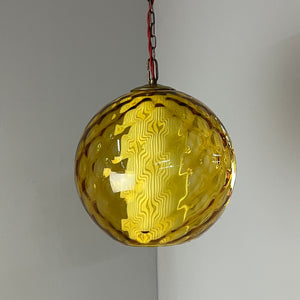 Kugellampe gelb Glas mit Kette aus Dänemark