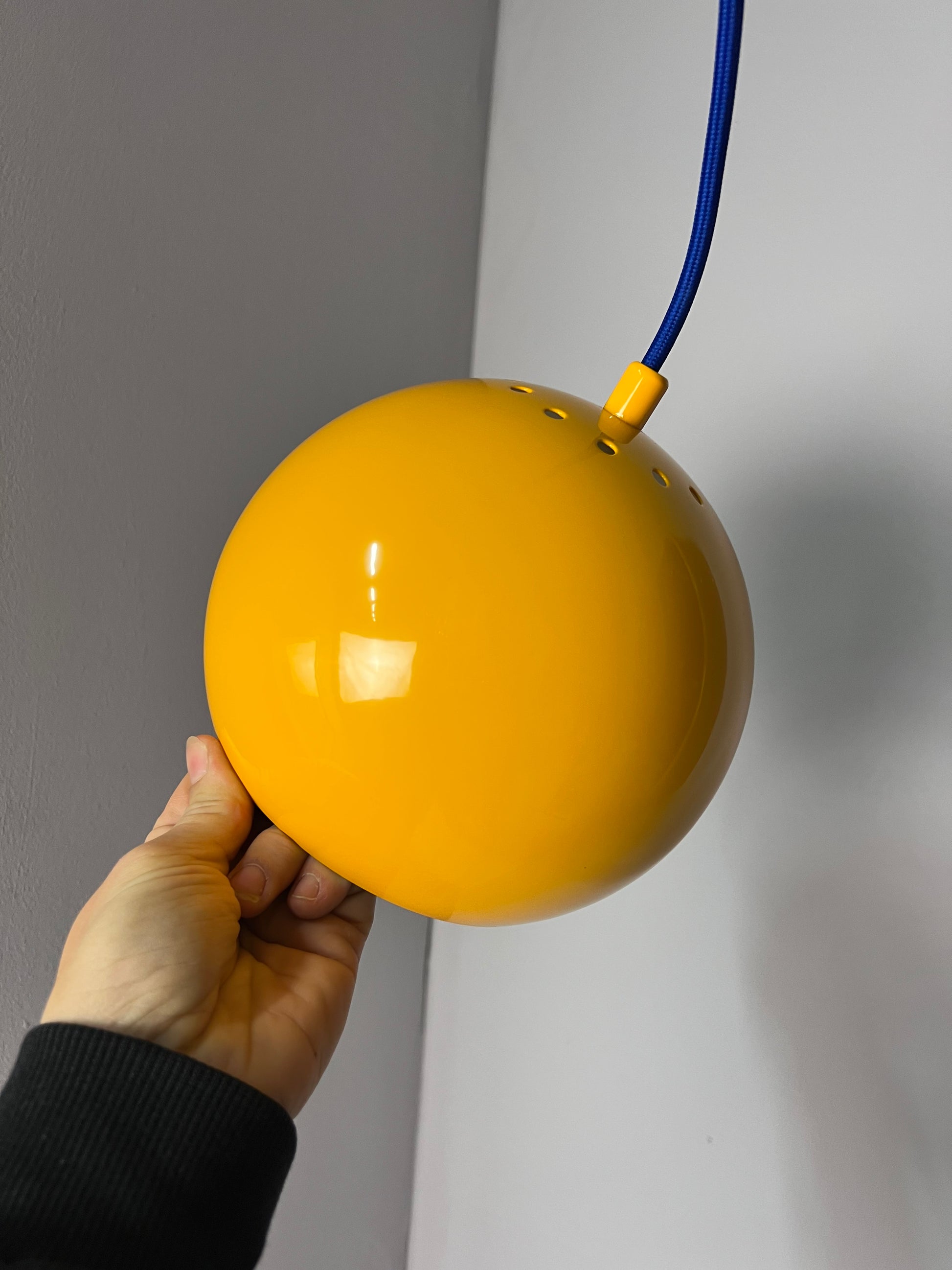 Kugellampe neu lackiert gelb aus Dänemark