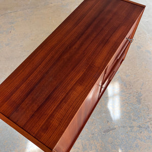 Kommode Teak mit neuen Chromfüßen von Werner Ortlepp