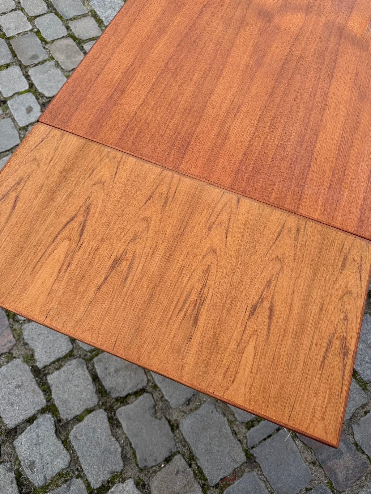 Kleiner, ausziehbarer Esstisch Teak aus Dänemark