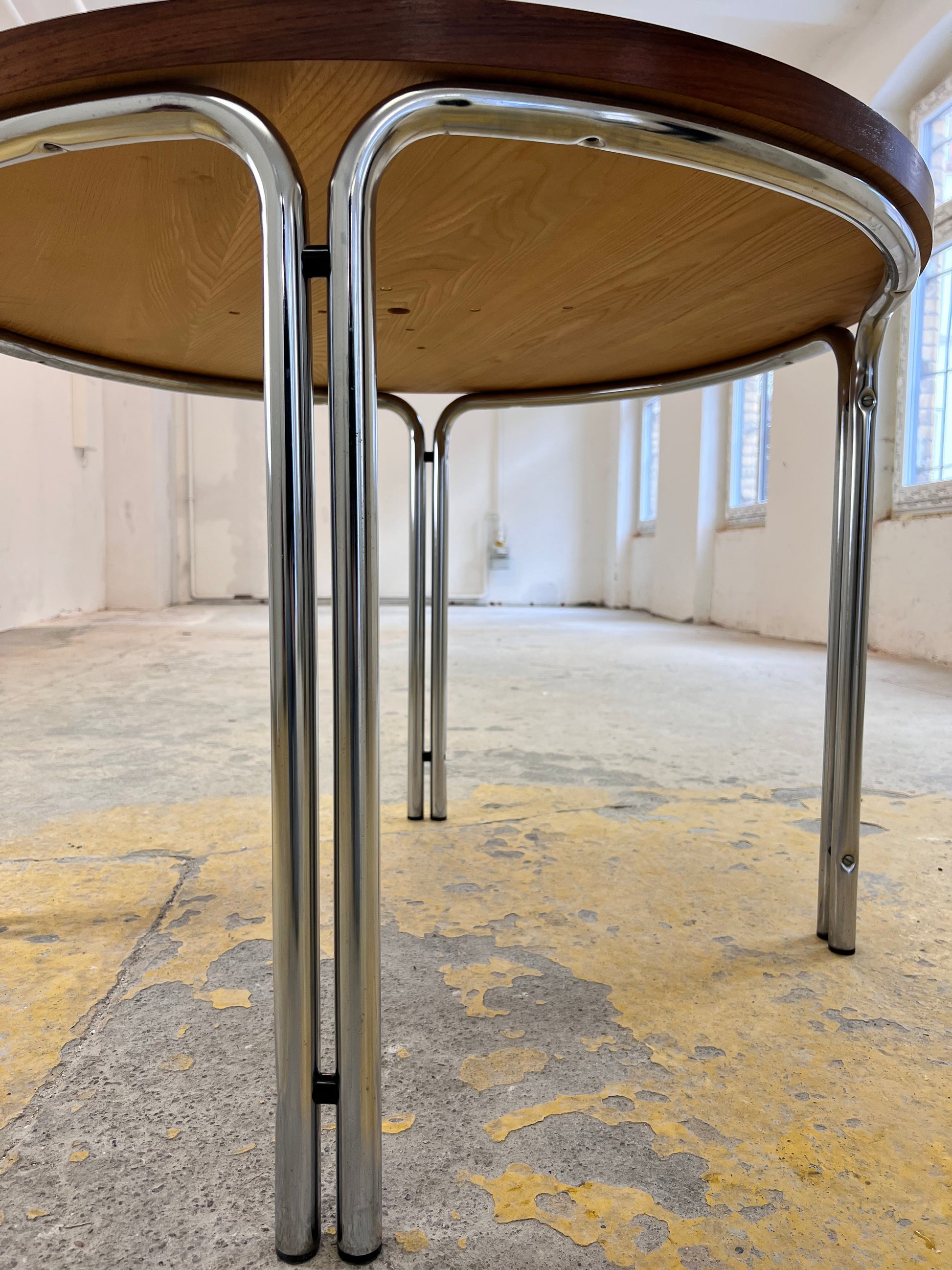 Runder Esstisch Palisander & Chrom