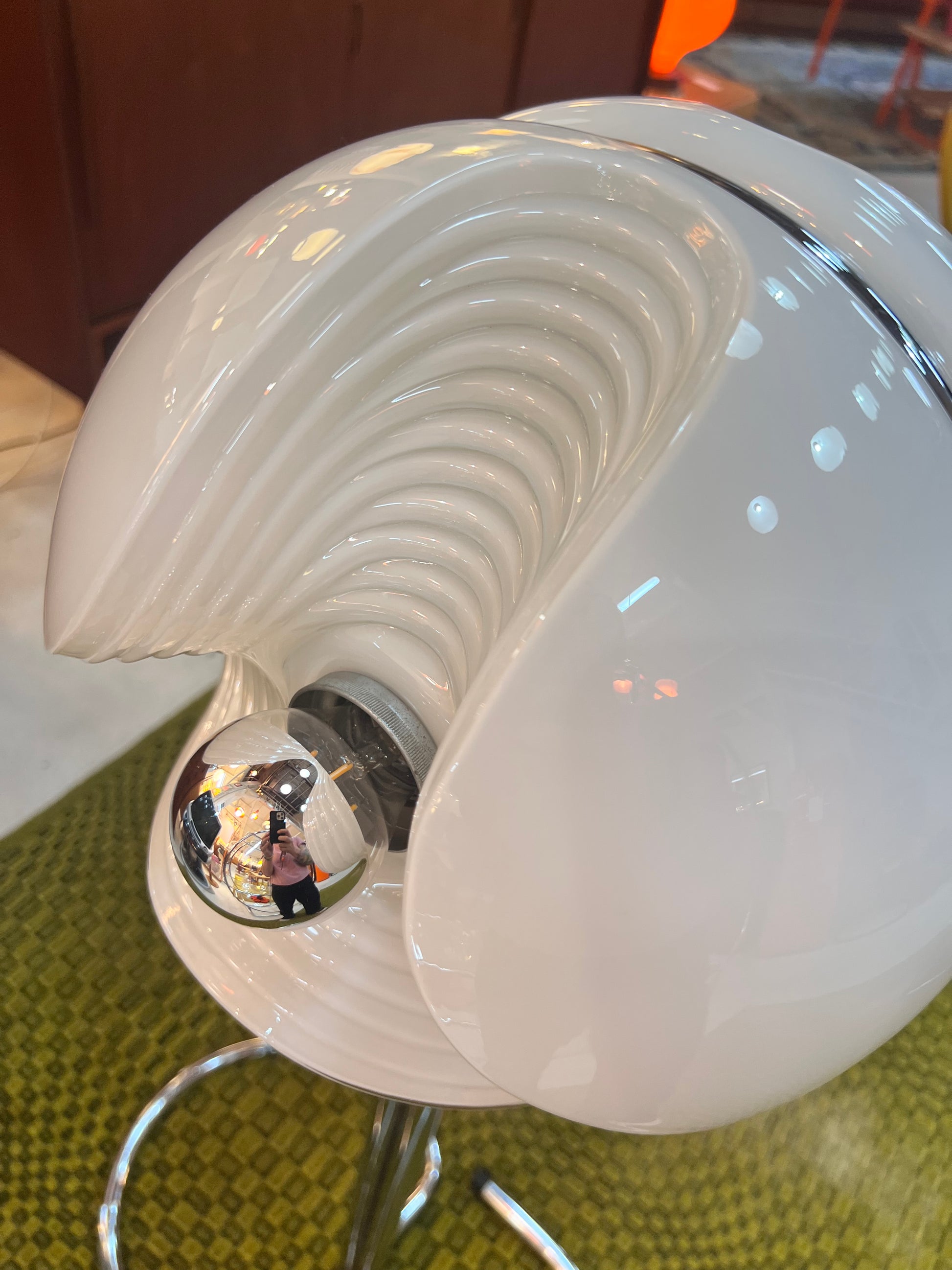 Rarität für Sammler: Stehlampe Futura weiß Chrom von Koch & Lowy für Peill & Putzler