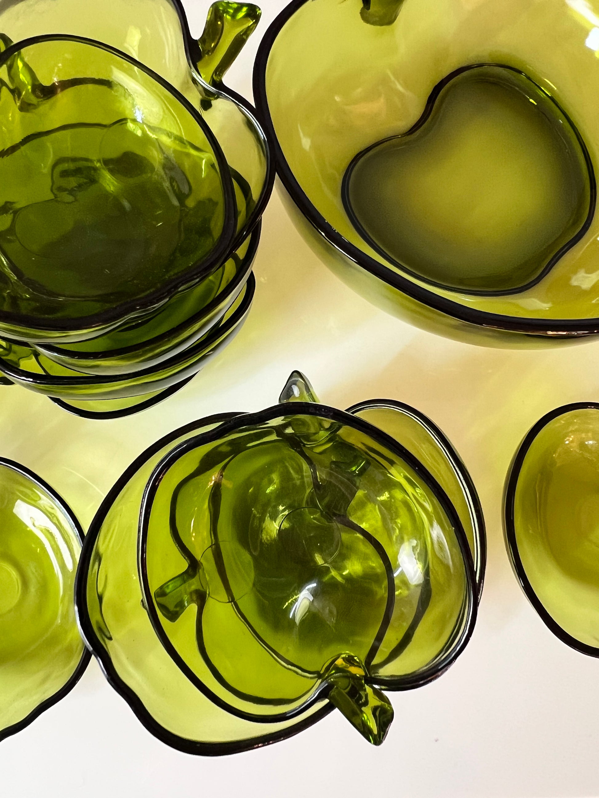 Set: 14x Schalen grüner Apfel Glas
