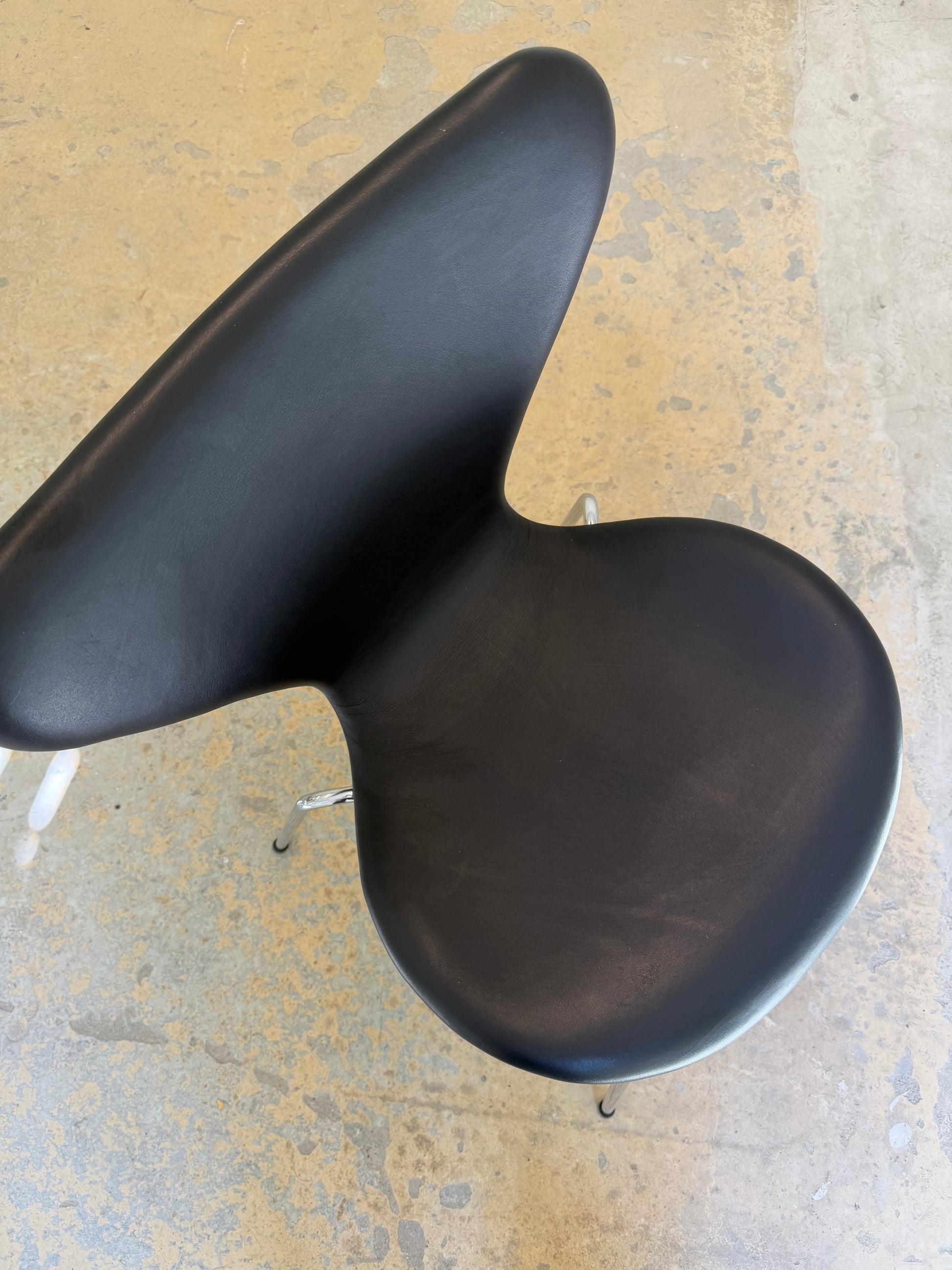 Polsterstuhl Serie 7 schwarz Echtleder von Arne Jacobsen für Fritz Hansen