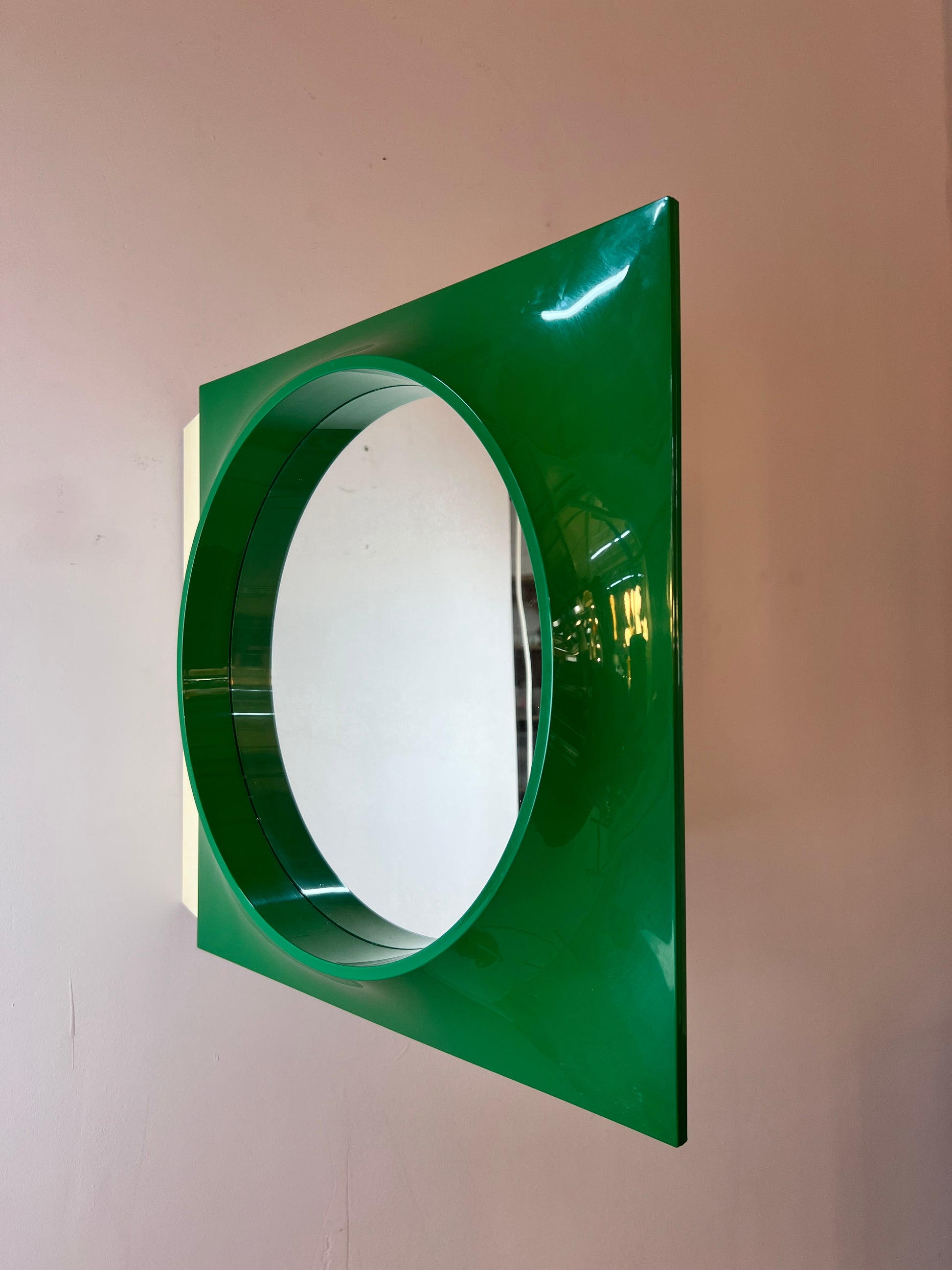 Spiegelschrank Quadrat grün von Hammarplast