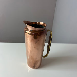 Krug Kupfer mit Holzgriff