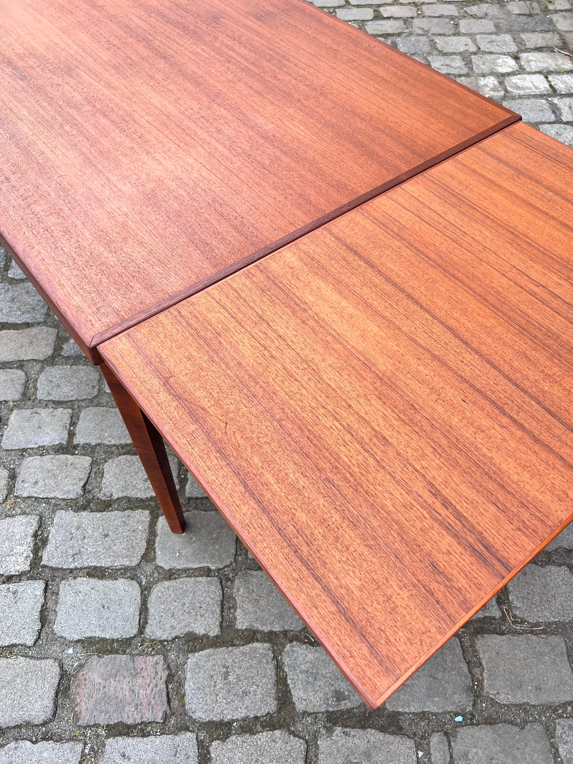 Esstisch Teak ausziehbar aus Dänemark