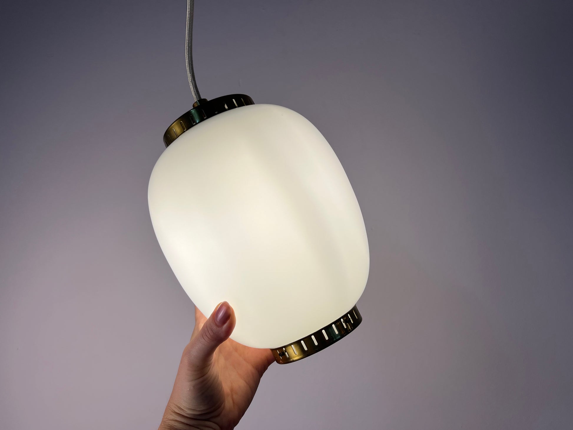 Hängelampe Kina Opalglas Messing von Bent Karlby für Lyfa