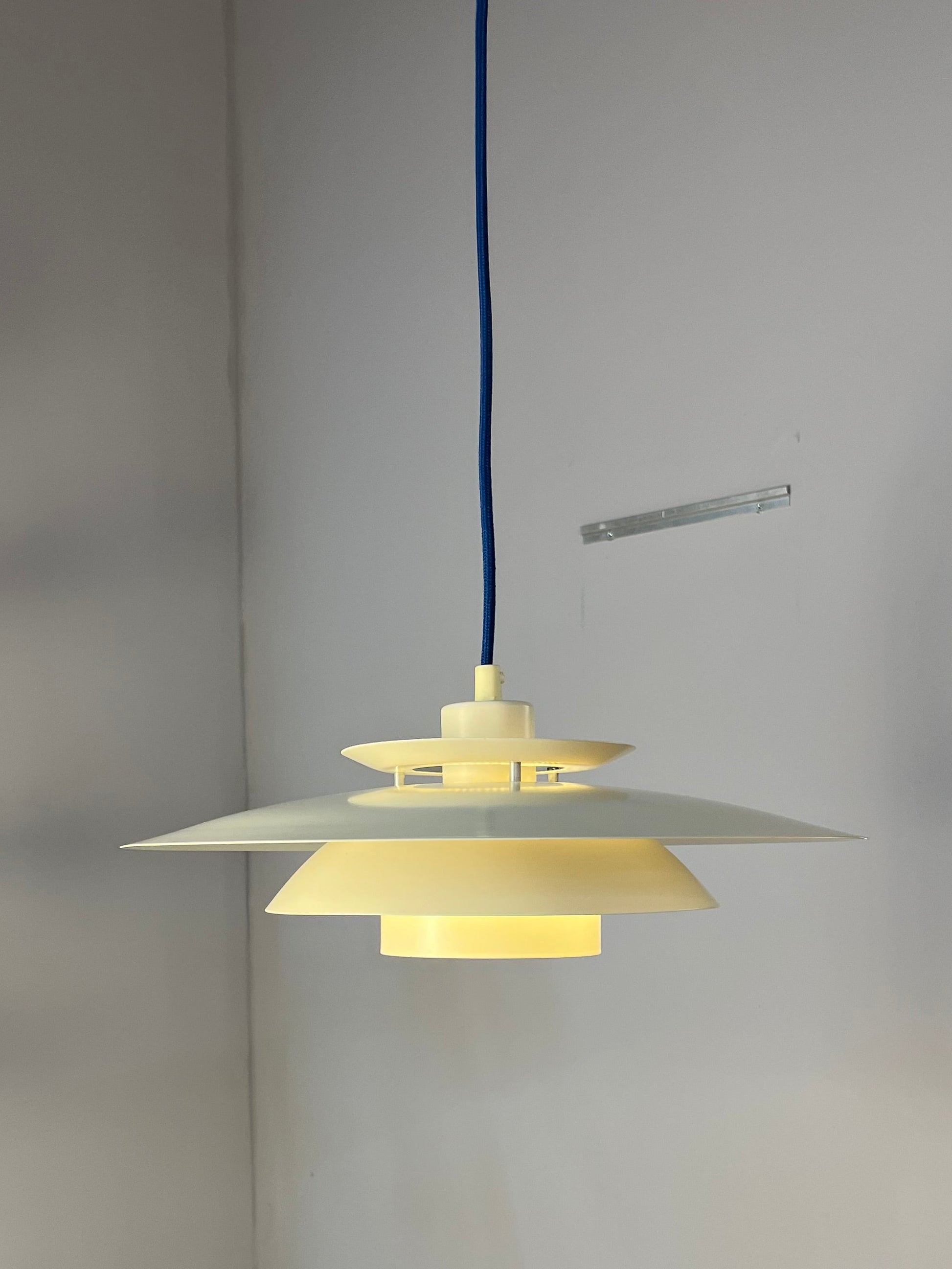 Lamellenlampe weiß von Horn