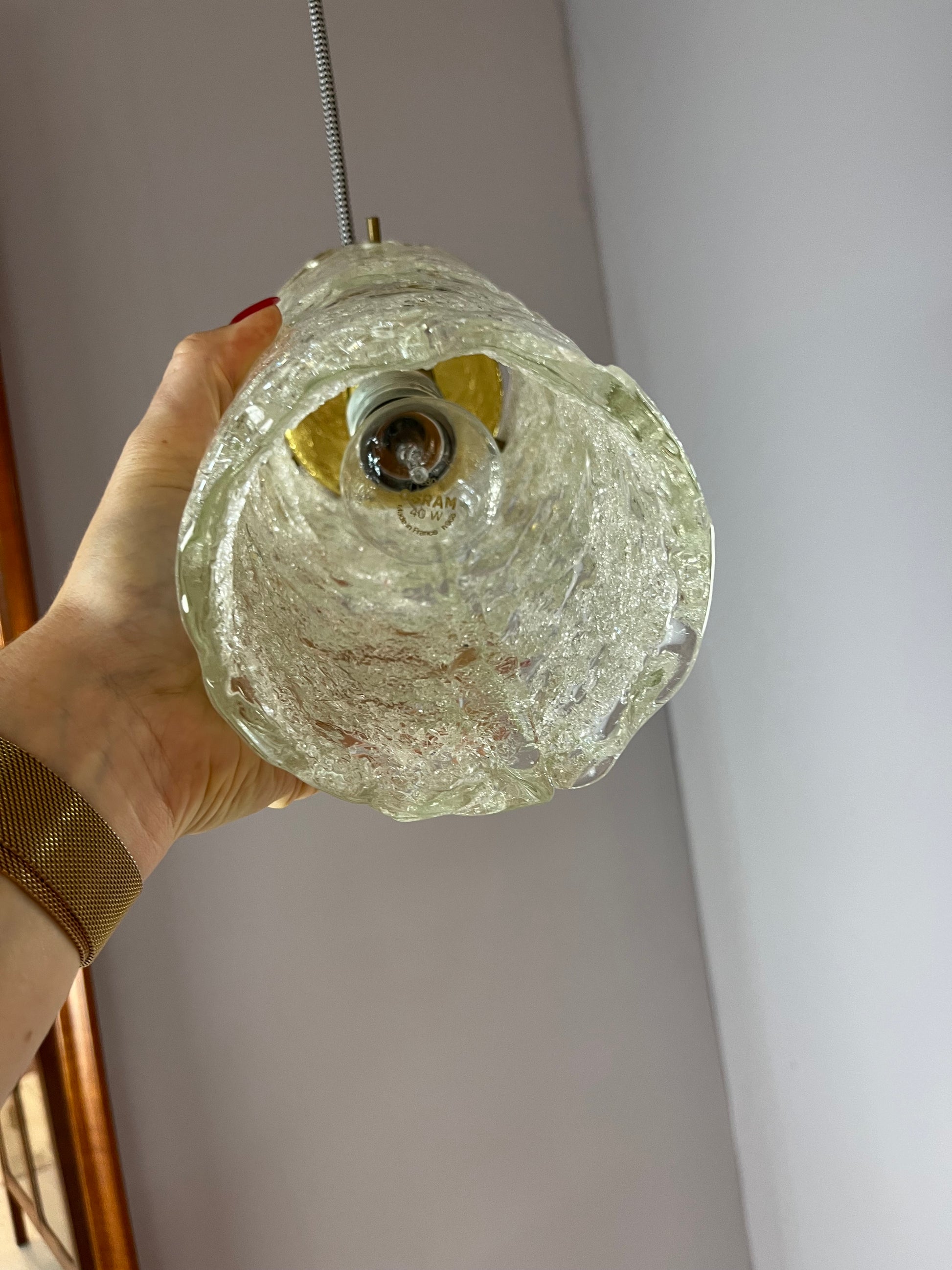 Hängelampe Eisglas Messing von J.T. Kalmar für Kalmar Franken KG