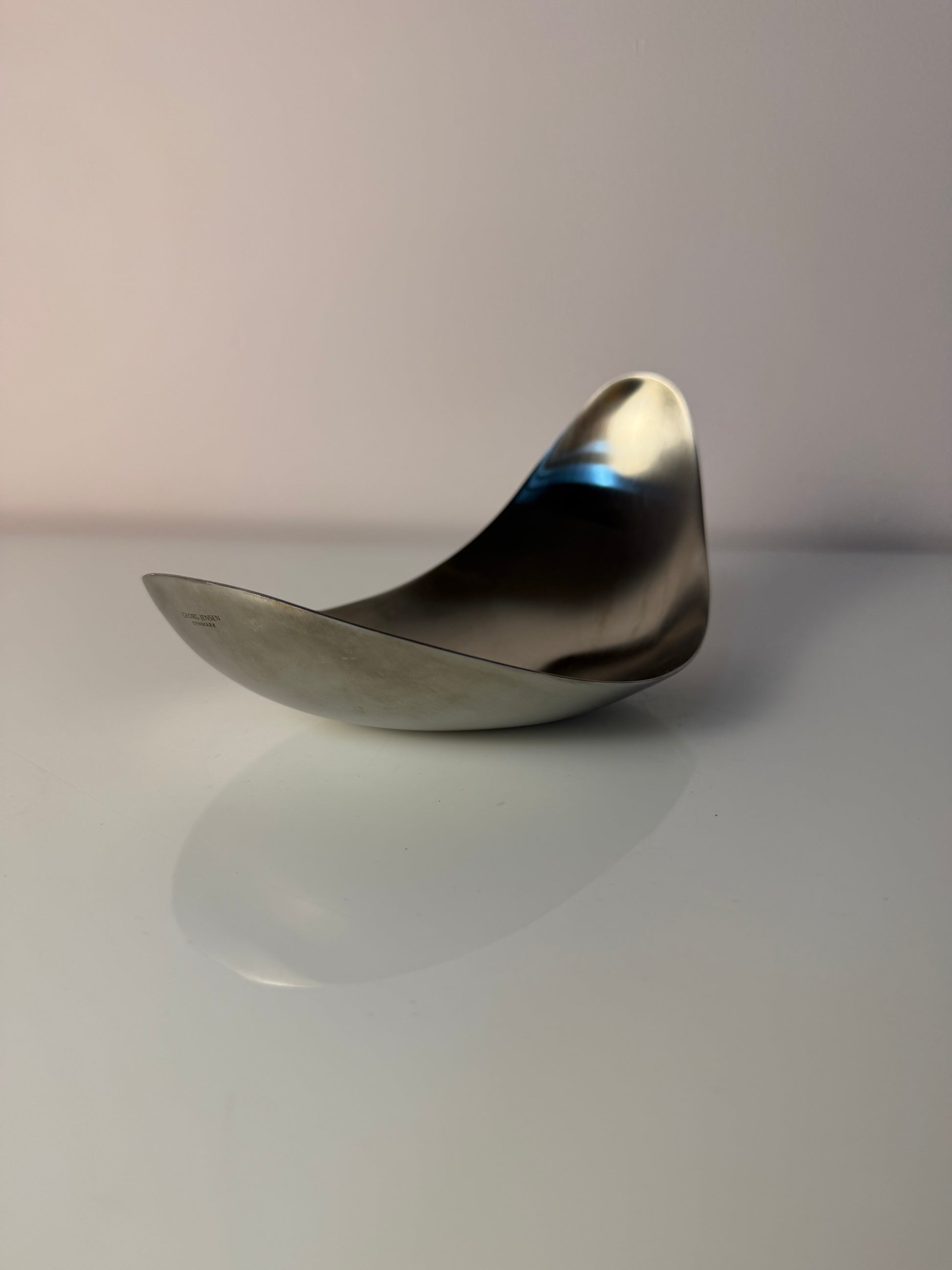 Servierschalen Leaf medium von Helle Damkjær für Georg Jensen