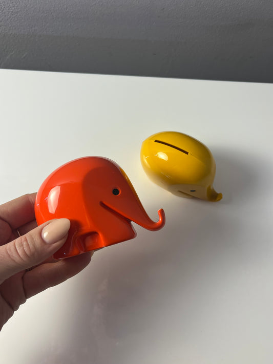 Set: Spardose Drumbo gelb und rot von Luigi Colani für die Dresdner Bank