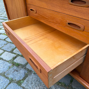 Sideboard Teak von H.P. Hansen