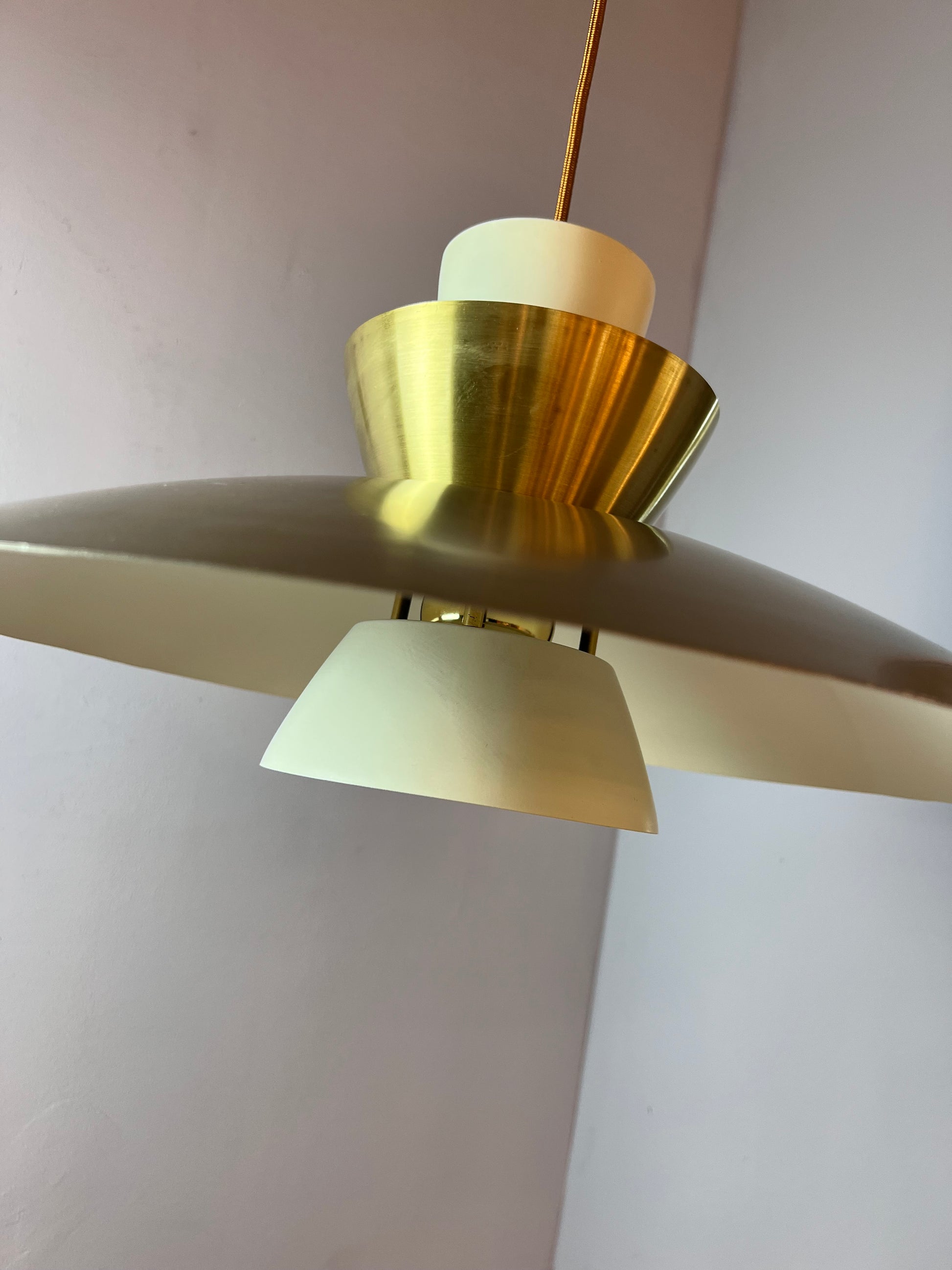 Lamellenlampe creme Messing