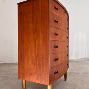 Halbrunde Kommode Teak mit Schloss aus Dänemark